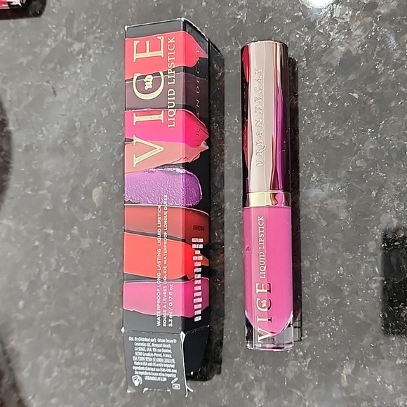 Urban Decay Liquid Lipstick - Picture 1 of 2